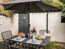 Alexander's Cottage