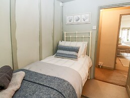 Alexander's Cottage