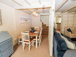 Alexander's Cottage