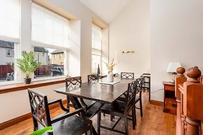 Cromwell Corner - Donnini Apartments