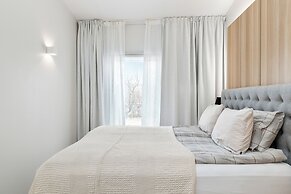 Quality and Peaceful Villa