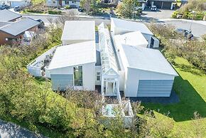 Quality and Peaceful Villa
