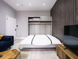 Modern Apartment Near Wembley Stadium