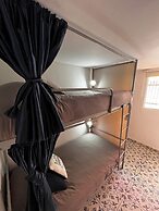 Urbana Hostel