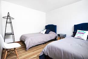 Urbana Hostel