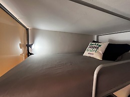 Urbana Hostel