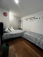 Urbana Hostel