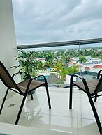 Boca del Mar Residence