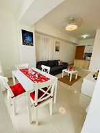 Boca del Mar Residence