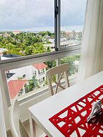 Boca del Mar Residence