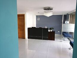 Boca del Mar Residence