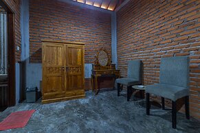 Kubu Selat Villa and Glamping