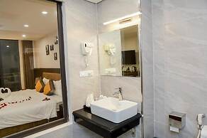 H&T Luxury Hotel