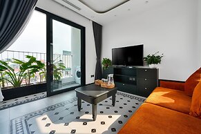 The Galaxy Home Apartment Doi Can