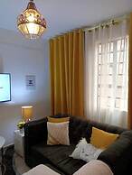 Lux Suites Red Plate Studio Apartments