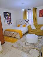 Lux Suites Red Plate Studio Apartments