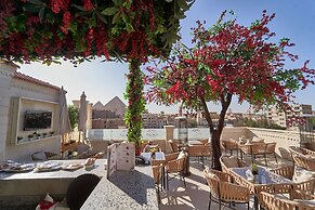 The Palace Pyramids inn