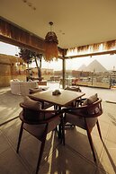 The Palace Pyramids inn
