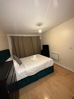 Remarkable 1-bed Apartment in Romford