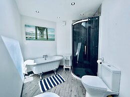 Stunning 3-bed Cottage, 15mins From Newcastle