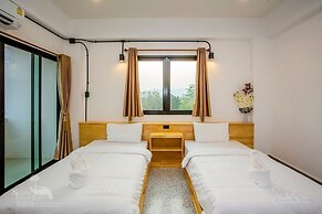 Thaphon Residence