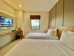 Front One Hotel Gombong