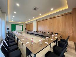 Front One Hotel Gombong