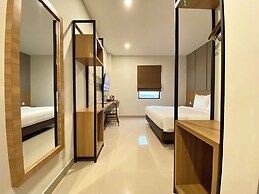 Front One Hotel Gombong