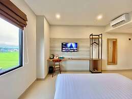 Front One Hotel Gombong