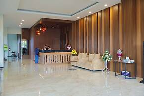 Front One Hotel Gombong
