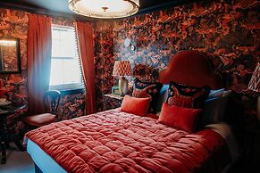 Roslyn House