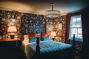 Roslyn House