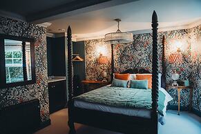 Roslyn House