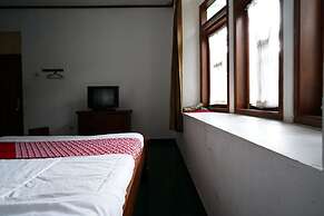 OYO 93248 Villa Syariah Astuti Lestari