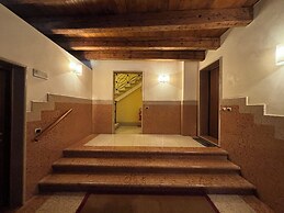 Piazza Erbe Lodge