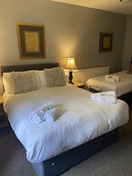 Turf Hotel