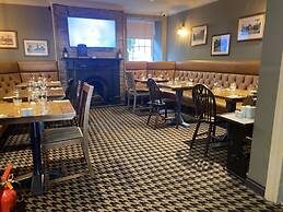 Turf Hotel
