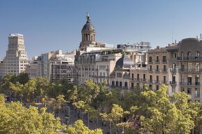 Passeig de Gracia by Enjoybcn