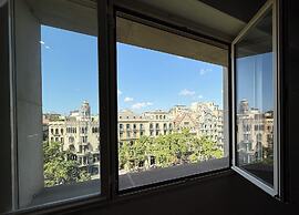 Passeig de Gracia by Enjoybcn
