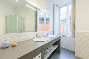 Piazza Amedeo Flat by Wonderful Italy