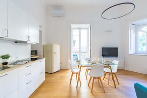 Piazza Amedeo Flat by Wonderful Italy