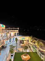 Resort Queen Sea