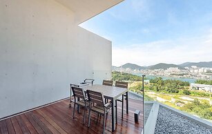 Ely Stay Yeosu