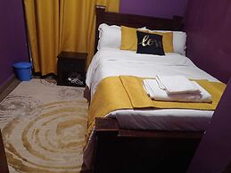 Lux Suites Trm drive Apartments Roysambu