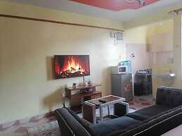 Lux Suites Trm drive Studio Apartments