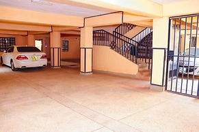 Lux Suites Trm drive Studio Apartments