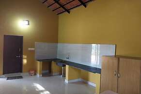 Kadumane Hills Resorts