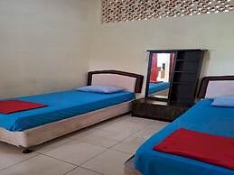 OYO 93280 Villa Efita
