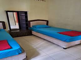OYO 93280 Villa Efita