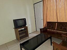 OYO 93280 Villa Efita